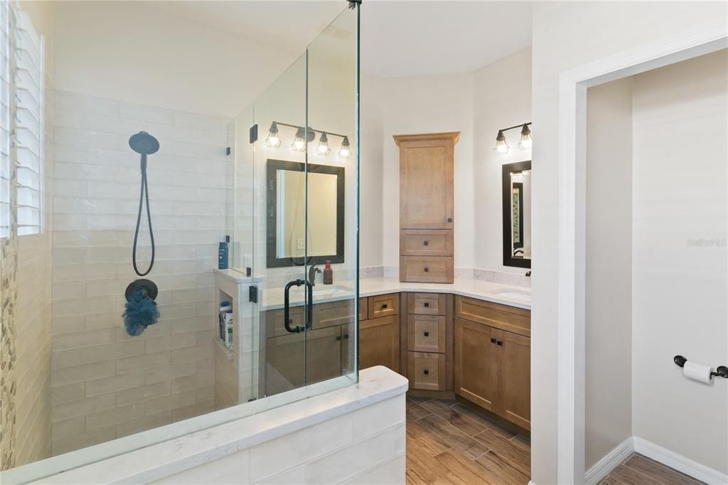 待售: $425,500 (4 贝兹, 2 浴室, 2229 平方英尺)