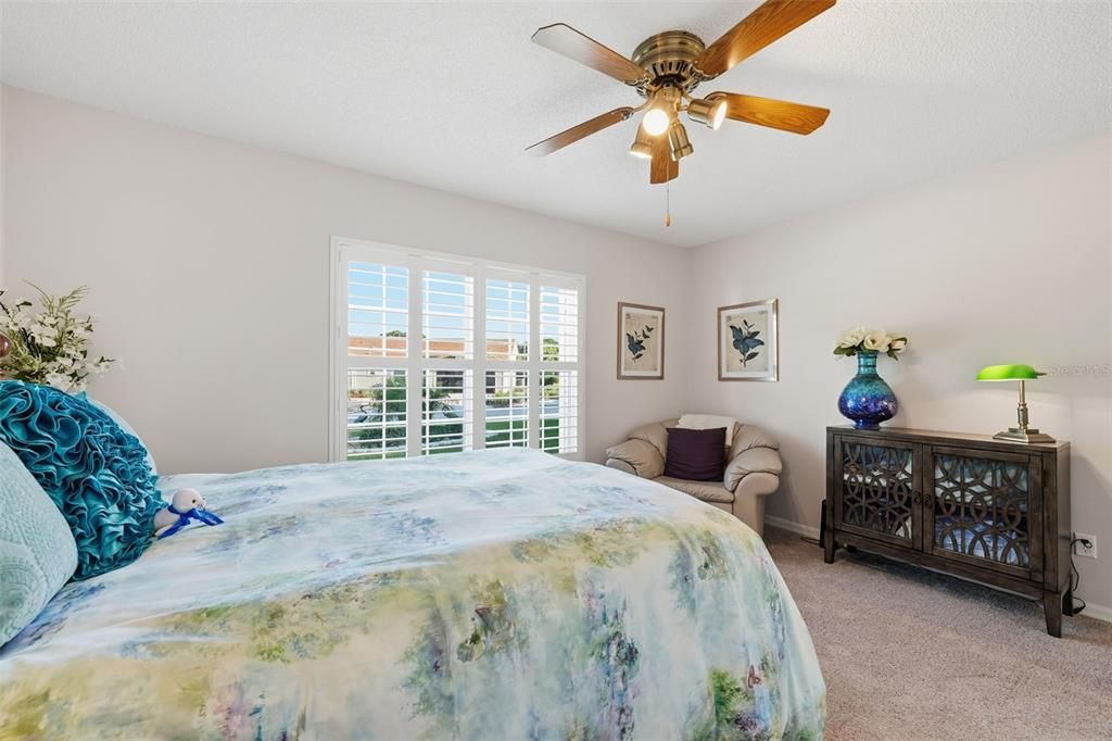 На продажу: $325,000 (3 спален, 2 ванн, 1751 Квадратных фут)