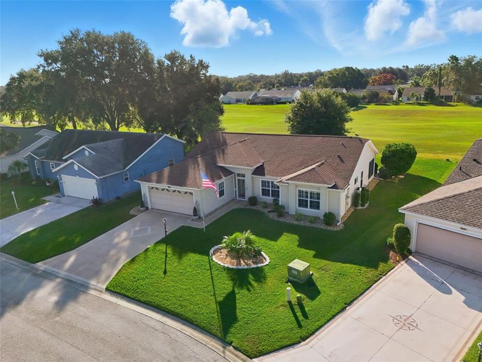 На продажу: $325,000 (3 спален, 2 ванн, 1751 Квадратных фут)