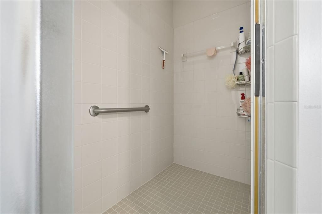 На продажу: $325,000 (3 спален, 2 ванн, 1751 Квадратных фут)