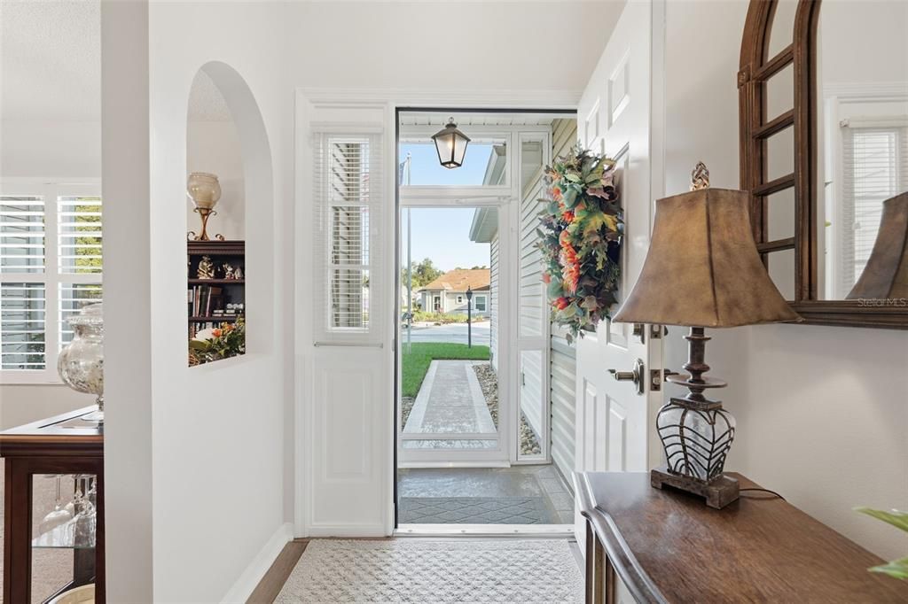 На продажу: $325,000 (3 спален, 2 ванн, 1751 Квадратных фут)