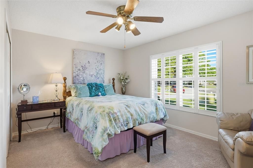 На продажу: $325,000 (3 спален, 2 ванн, 1751 Квадратных фут)