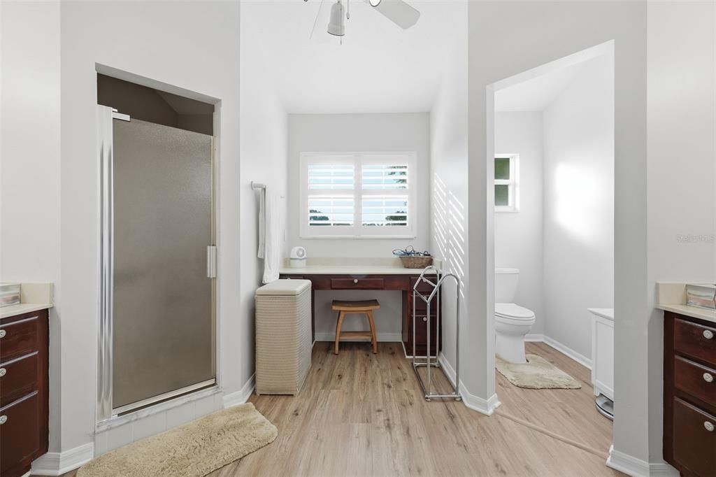 На продажу: $325,000 (3 спален, 2 ванн, 1751 Квадратных фут)