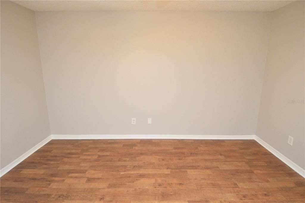 出租: $1,850 (2 贝兹, 2 浴室, 1028 平方英尺)