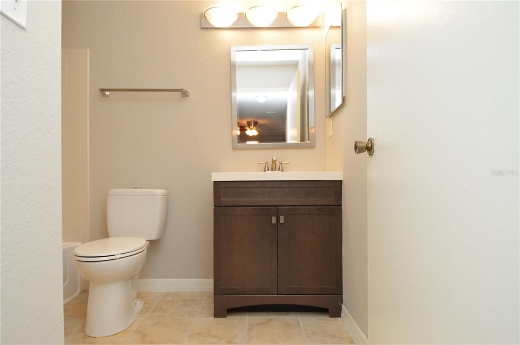 出租: $1,850 (2 贝兹, 2 浴室, 1028 平方英尺)