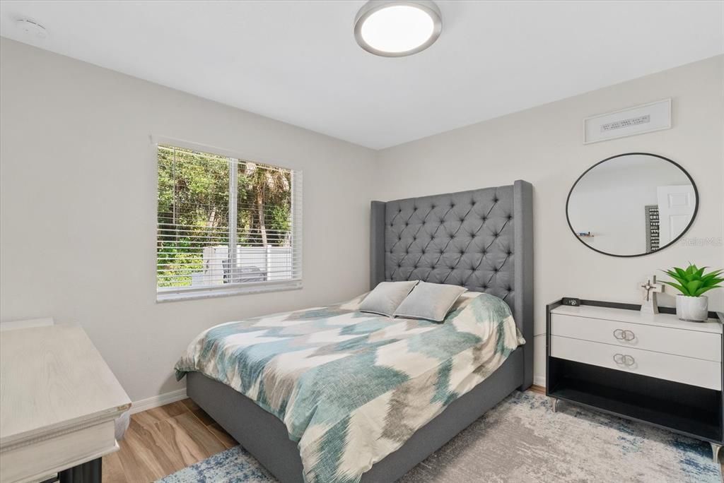 Activo con contrato: $519,000 (3 camas, 2 baños, 1954 Pies cuadrados)