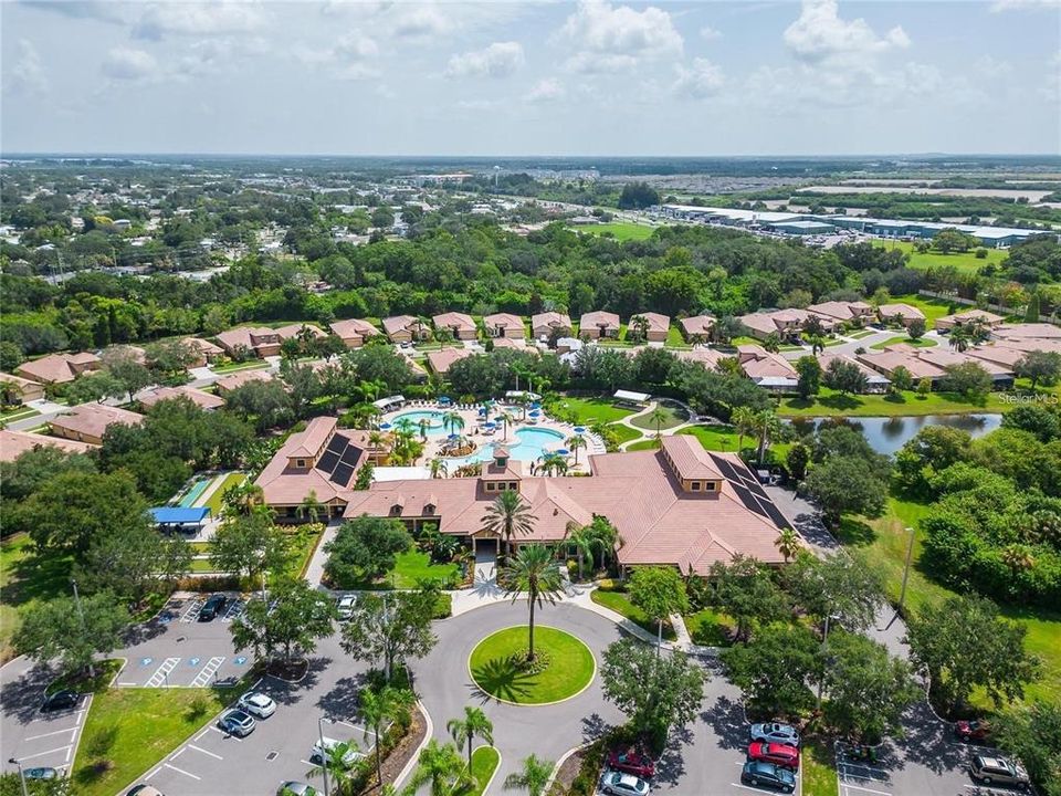 For Sale: $303,900 (2 beds, 2 baths, 1461 Square Feet)