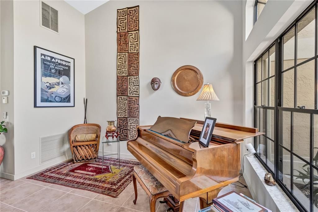 Active With Contract: $839,000 (3 beds, 2 baths, 1994 Square Feet)