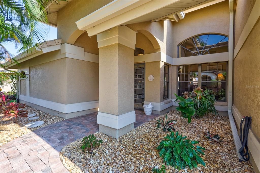 Active With Contract: $839,000 (3 beds, 2 baths, 1994 Square Feet)