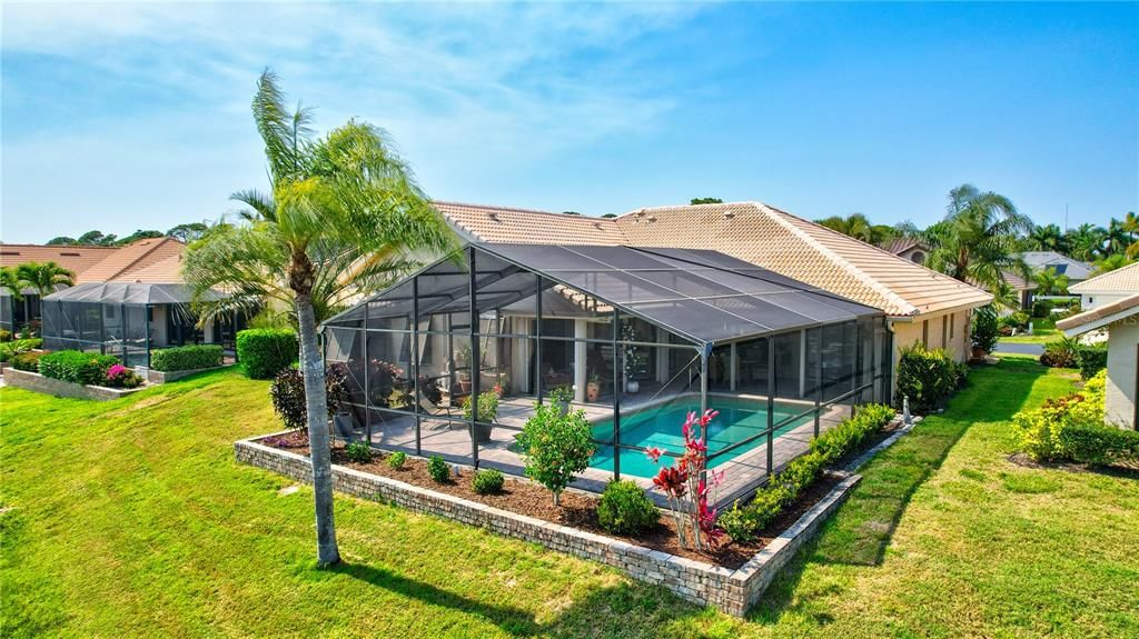 Active With Contract: $839,000 (3 beds, 2 baths, 1994 Square Feet)