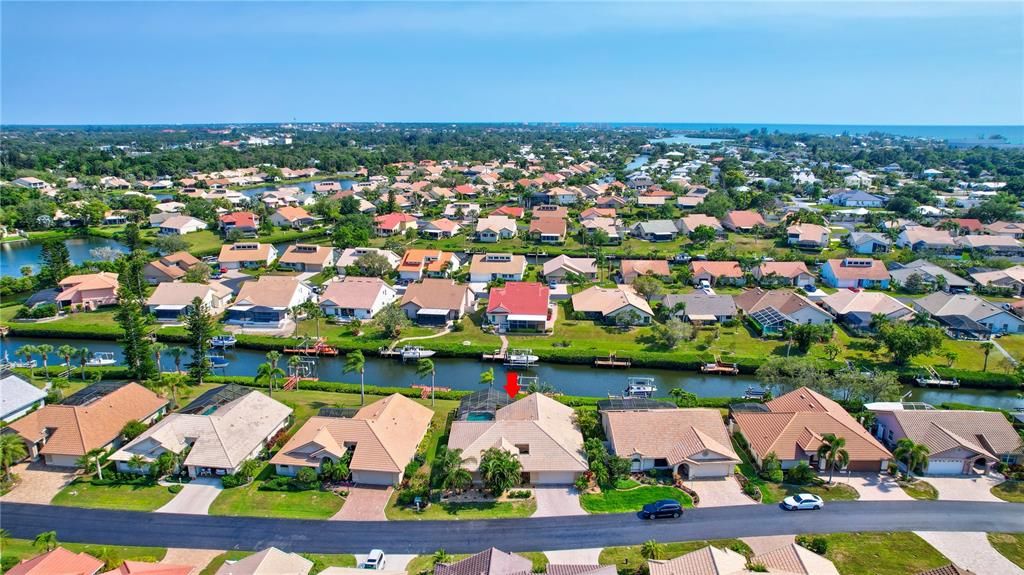 Active With Contract: $839,000 (3 beds, 2 baths, 1994 Square Feet)