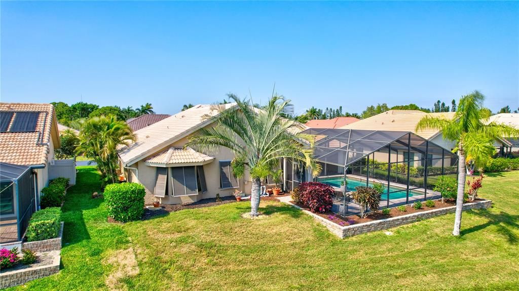 Active With Contract: $839,000 (3 beds, 2 baths, 1994 Square Feet)