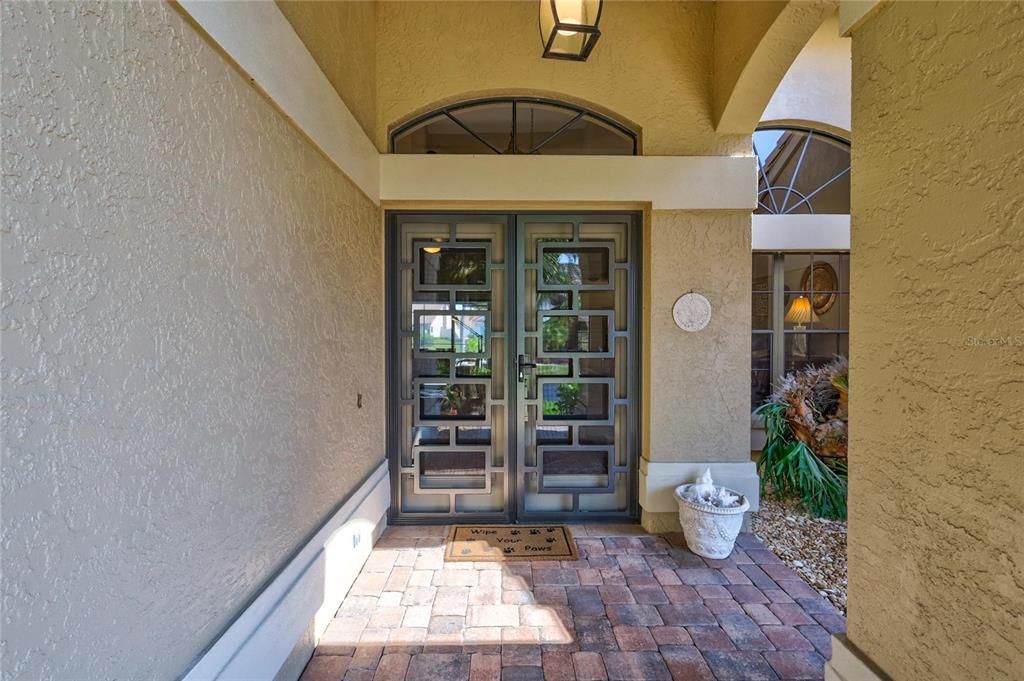 Active With Contract: $839,000 (3 beds, 2 baths, 1994 Square Feet)