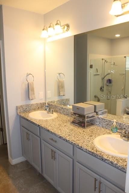 For Sale: $429,000 (3 beds, 2 baths, 1752 Square Feet)