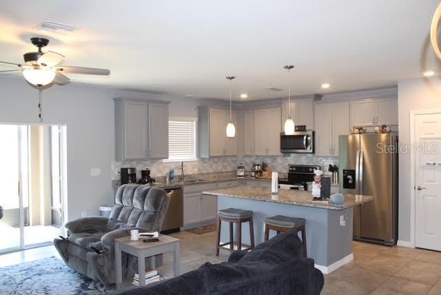 For Sale: $429,000 (3 beds, 2 baths, 1752 Square Feet)