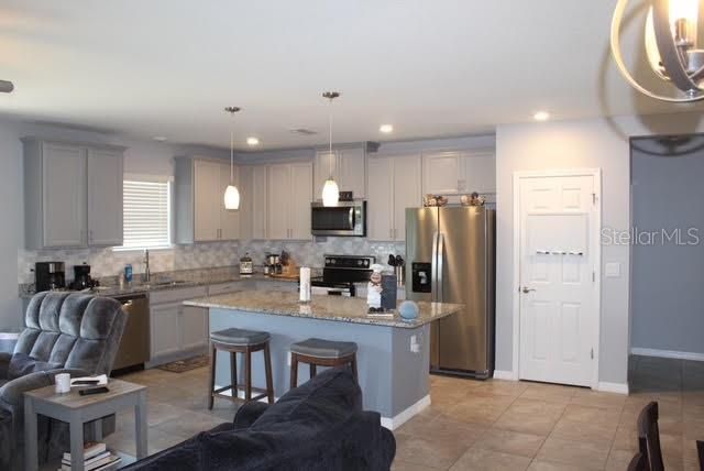 For Sale: $429,000 (3 beds, 2 baths, 1752 Square Feet)