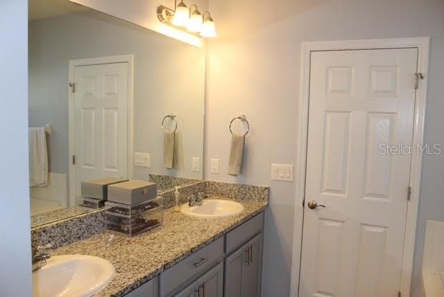 For Sale: $429,000 (3 beds, 2 baths, 1752 Square Feet)