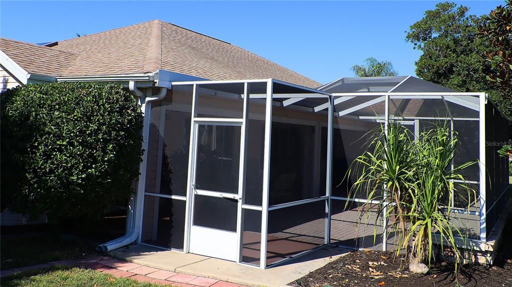 For Sale: $389,900 (2 beds, 2 baths, 1826 Square Feet)