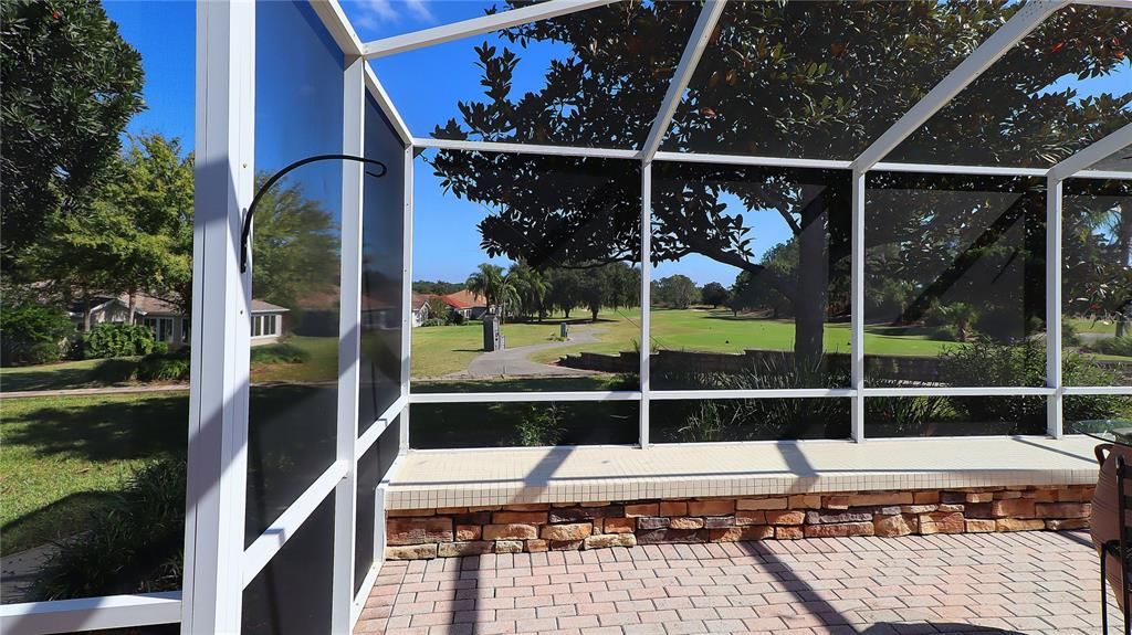 For Sale: $389,900 (2 beds, 2 baths, 1826 Square Feet)