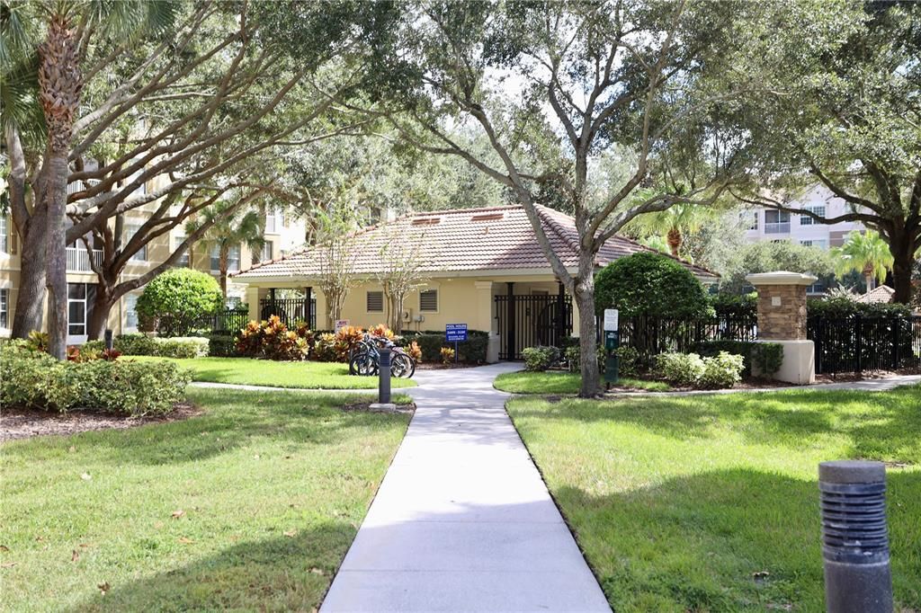 For Sale: $319,900 (3 beds, 2 baths, 2129 Square Feet)