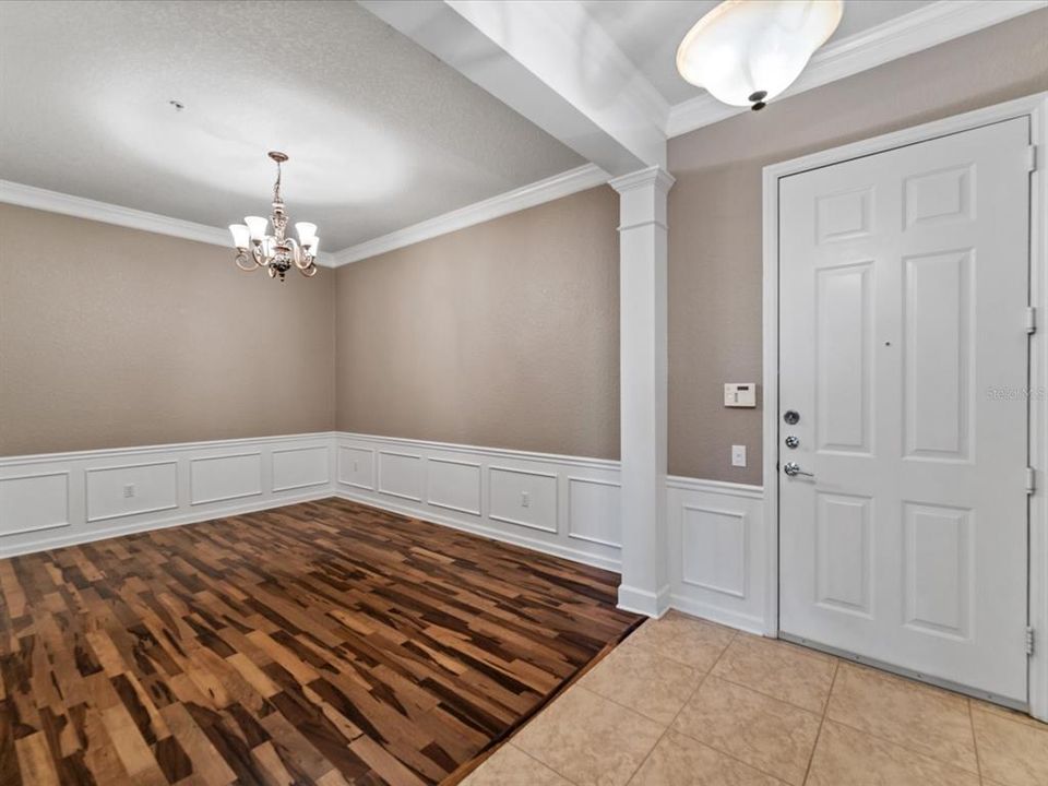 For Sale: $319,900 (3 beds, 2 baths, 2129 Square Feet)