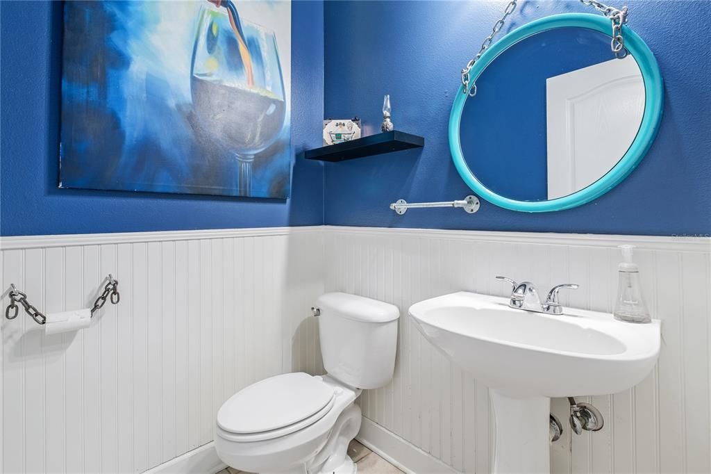 For Sale: $679,900 (4 beds, 2 baths, 3002 Square Feet)