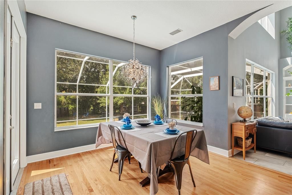 For Sale: $679,900 (4 beds, 2 baths, 3002 Square Feet)