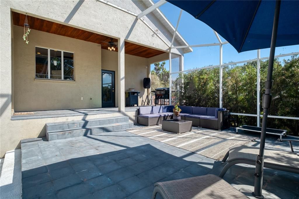 For Sale: $679,900 (4 beds, 2 baths, 3002 Square Feet)