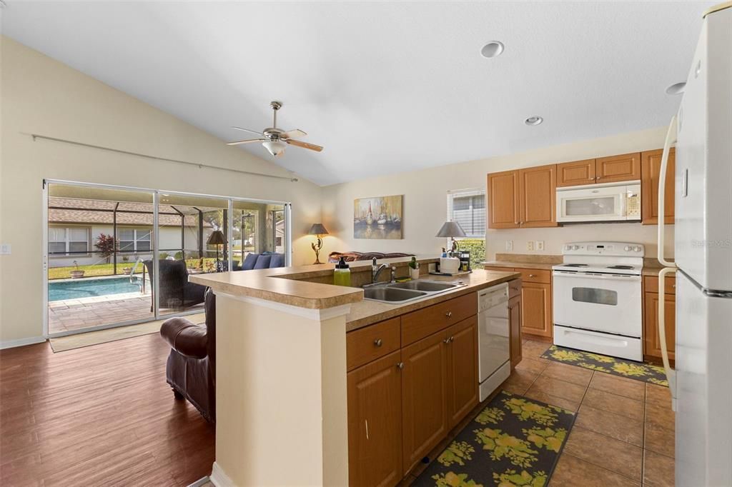 For Sale: $420,000 (3 beds, 2 baths, 1488 Square Feet)