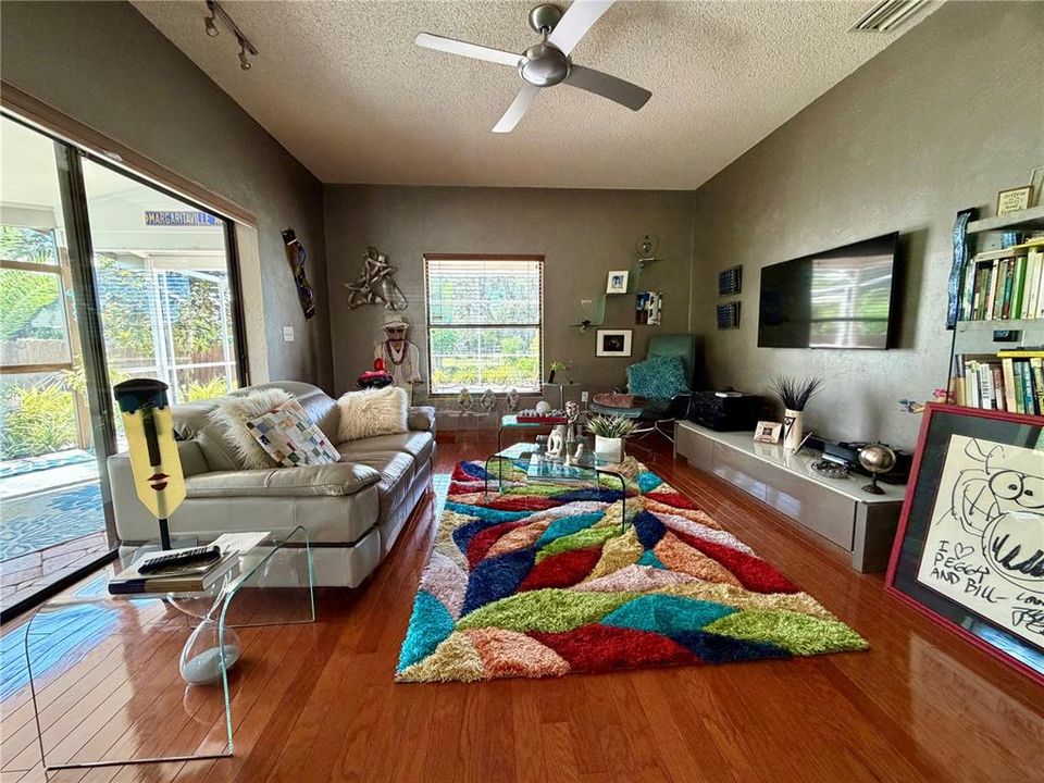 For Sale: $729,900 (3 beds, 2 baths, 1866 Square Feet)