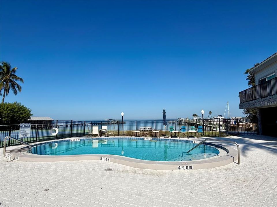 For Sale: $729,900 (3 beds, 2 baths, 1866 Square Feet)