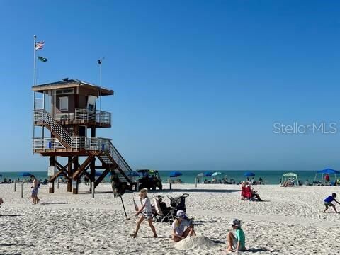 For Sale: $729,900 (3 beds, 2 baths, 1866 Square Feet)