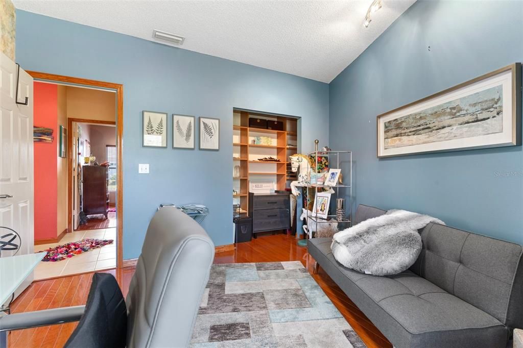 For Sale: $729,900 (3 beds, 2 baths, 1866 Square Feet)