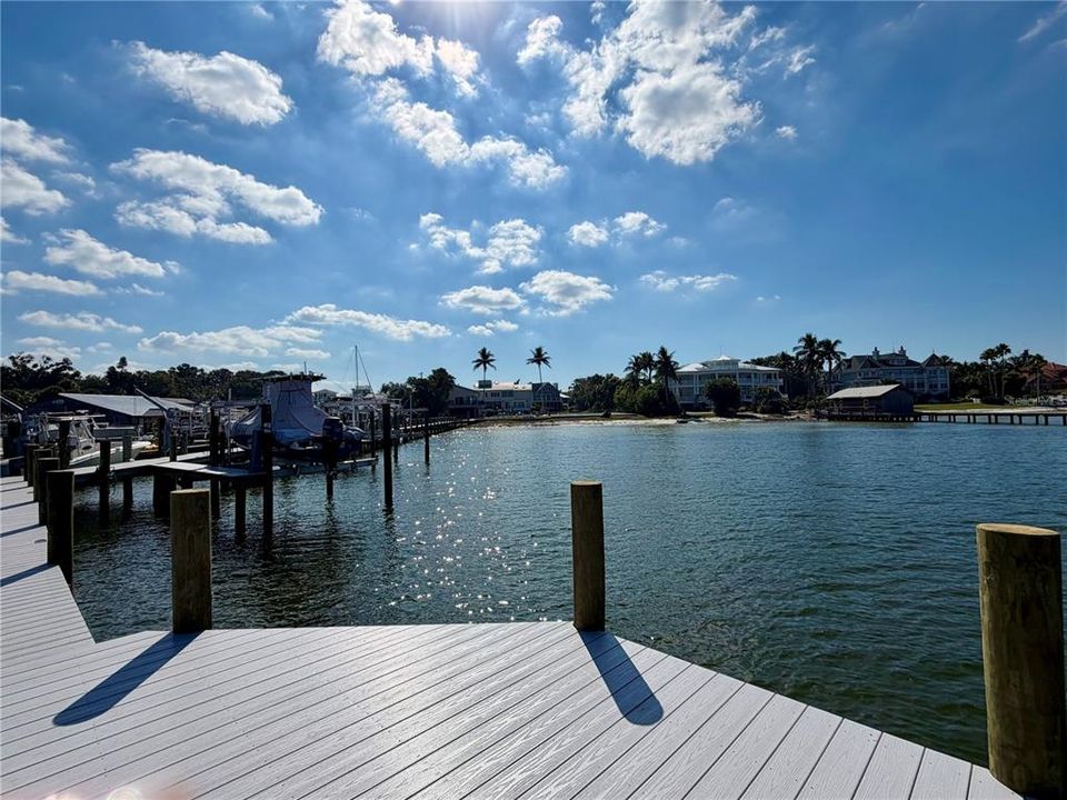 For Sale: $729,900 (3 beds, 2 baths, 1866 Square Feet)