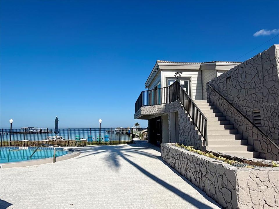 For Sale: $729,900 (3 beds, 2 baths, 1866 Square Feet)