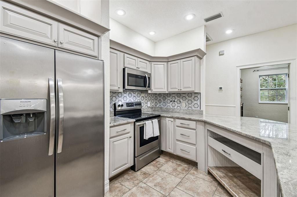 待售: $609,900 (4 贝兹, 2 浴室, 2489 平方英尺)