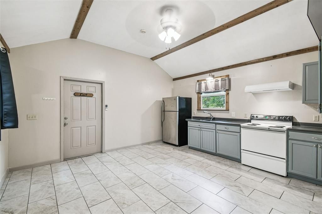 待售: $609,900 (4 贝兹, 2 浴室, 2489 平方英尺)