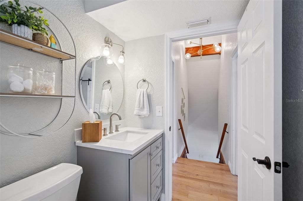 For Sale: $885,000 (3 beds, 3 baths, 2059 Square Feet)