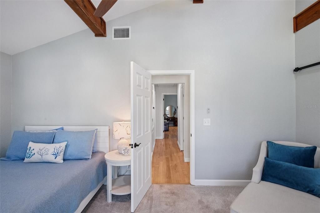 For Sale: $885,000 (3 beds, 3 baths, 2059 Square Feet)