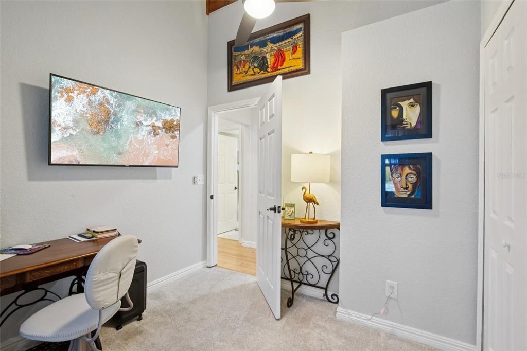 For Sale: $885,000 (3 beds, 3 baths, 2059 Square Feet)