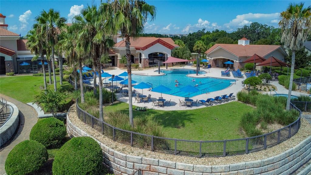 For Rent: $2,350 (2 beds, 2 baths, 1702 Square Feet)