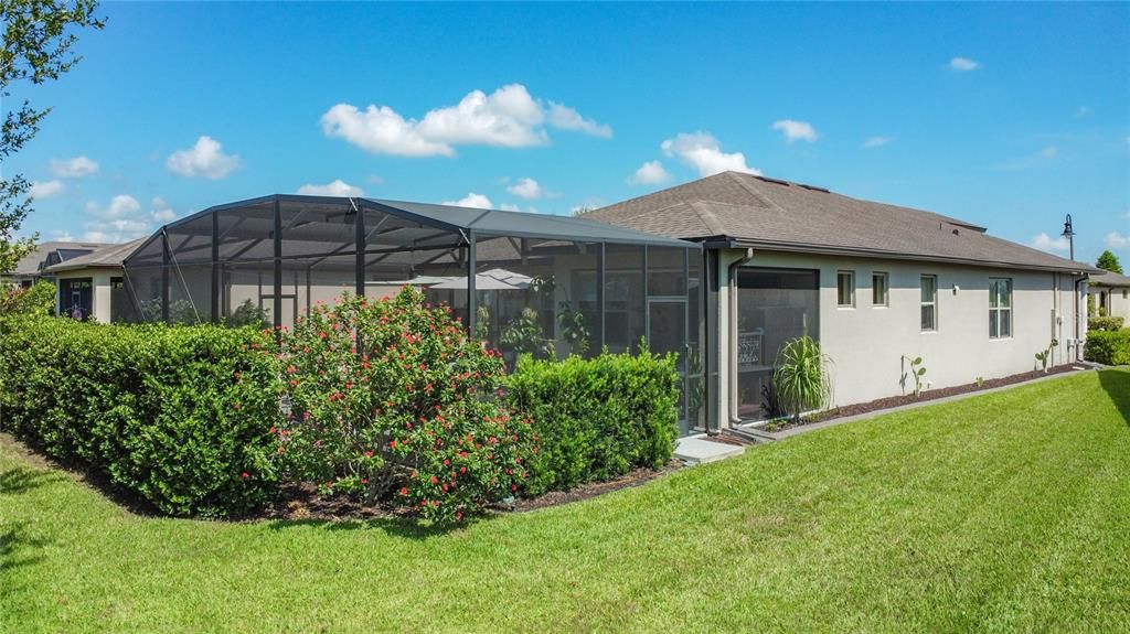 For Rent: $2,350 (2 beds, 2 baths, 1702 Square Feet)