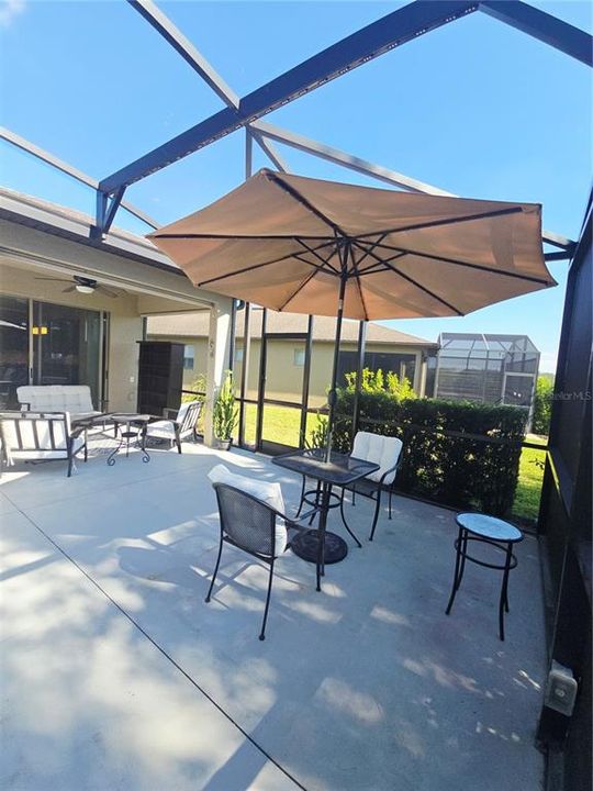 For Rent: $2,350 (2 beds, 2 baths, 1702 Square Feet)