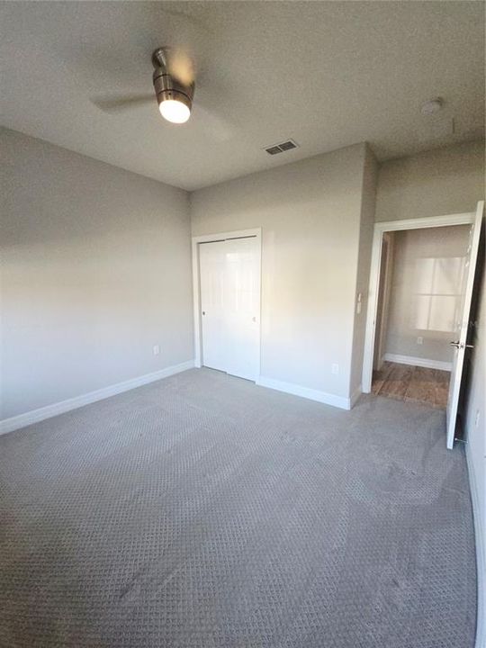 For Rent: $2,350 (2 beds, 2 baths, 1702 Square Feet)