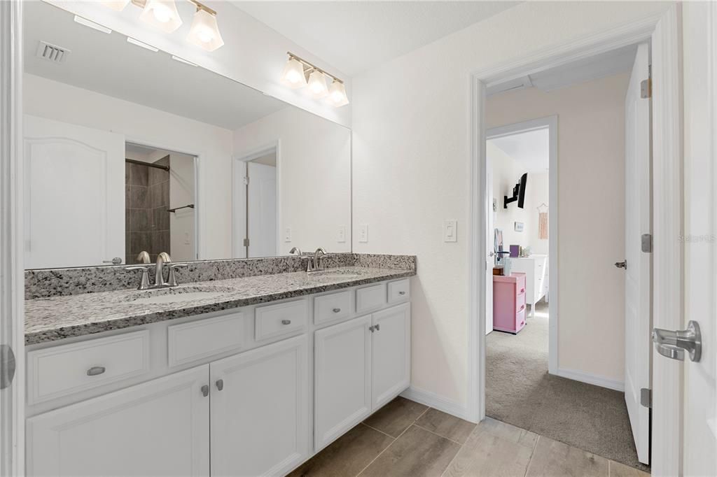 На продажу: $665,000 (5 спален, 4 ванн, 3283 Квадратных фут)