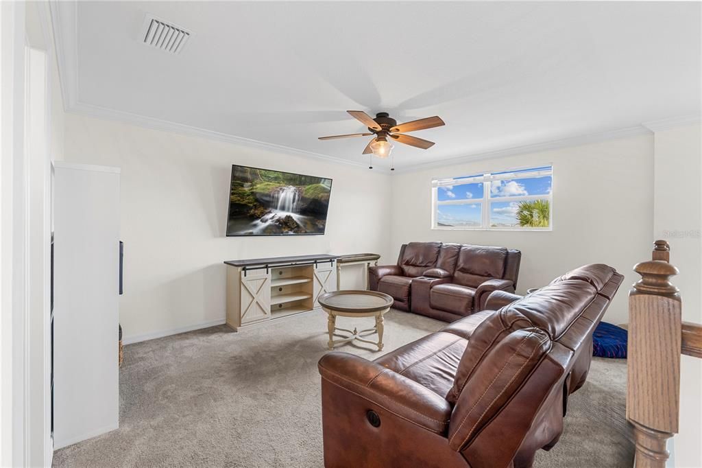 На продажу: $665,000 (5 спален, 4 ванн, 3283 Квадратных фут)