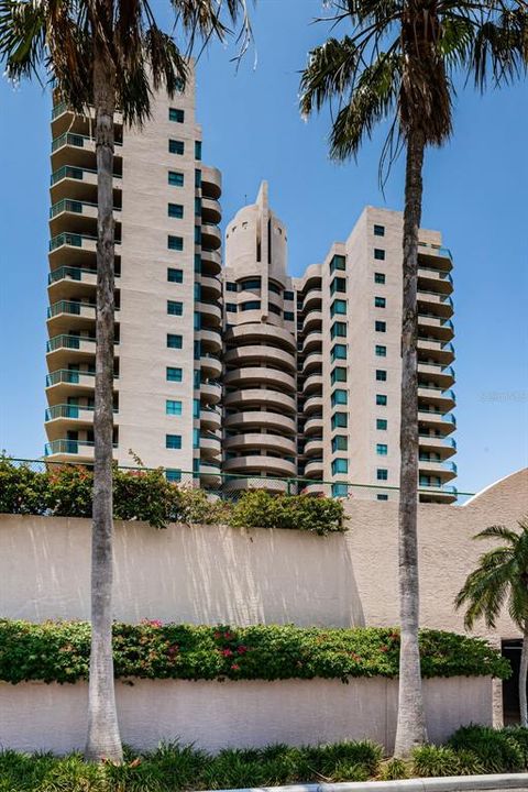 待售: $1,850,000 (3 贝兹, 2 浴室, 1942 平方英尺)