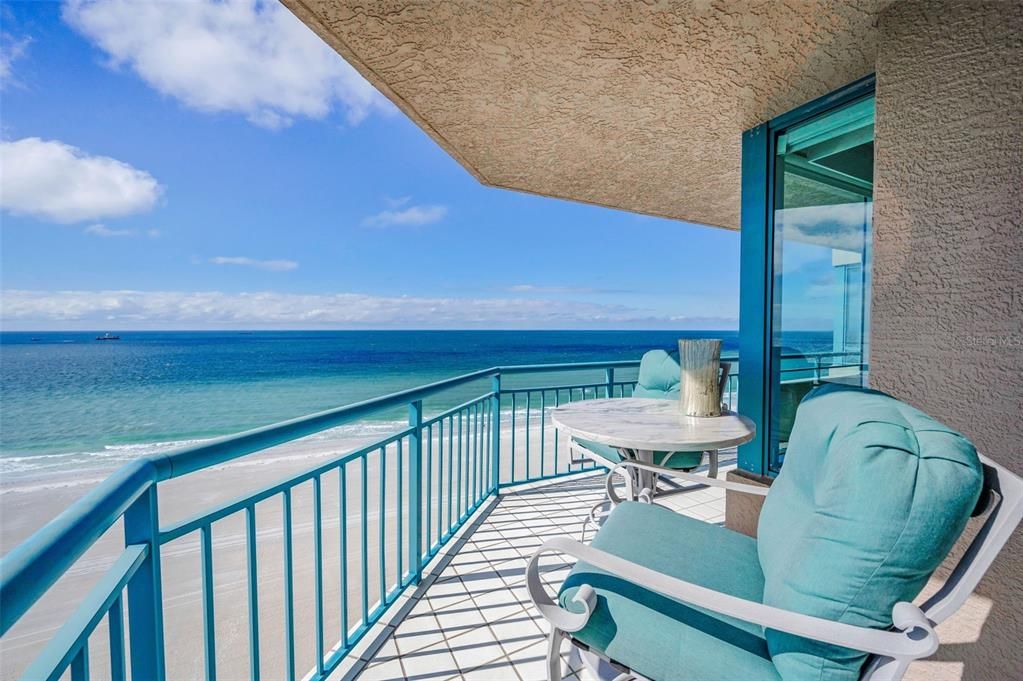 待售: $1,850,000 (3 贝兹, 2 浴室, 1942 平方英尺)