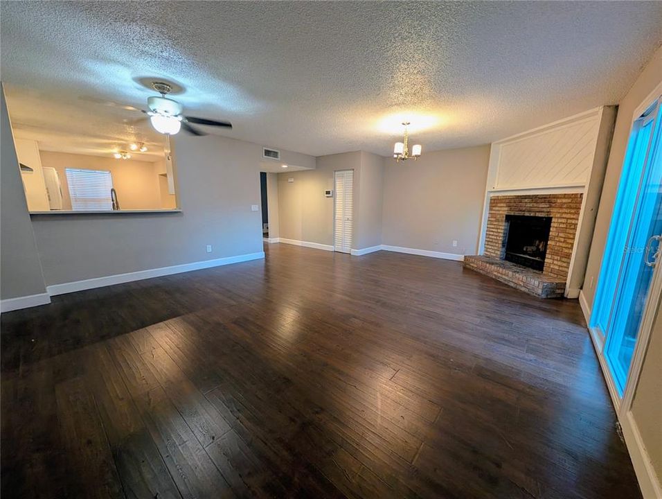 For Sale: $260,000 (2 beds, 2 baths, 1440 Square Feet)
