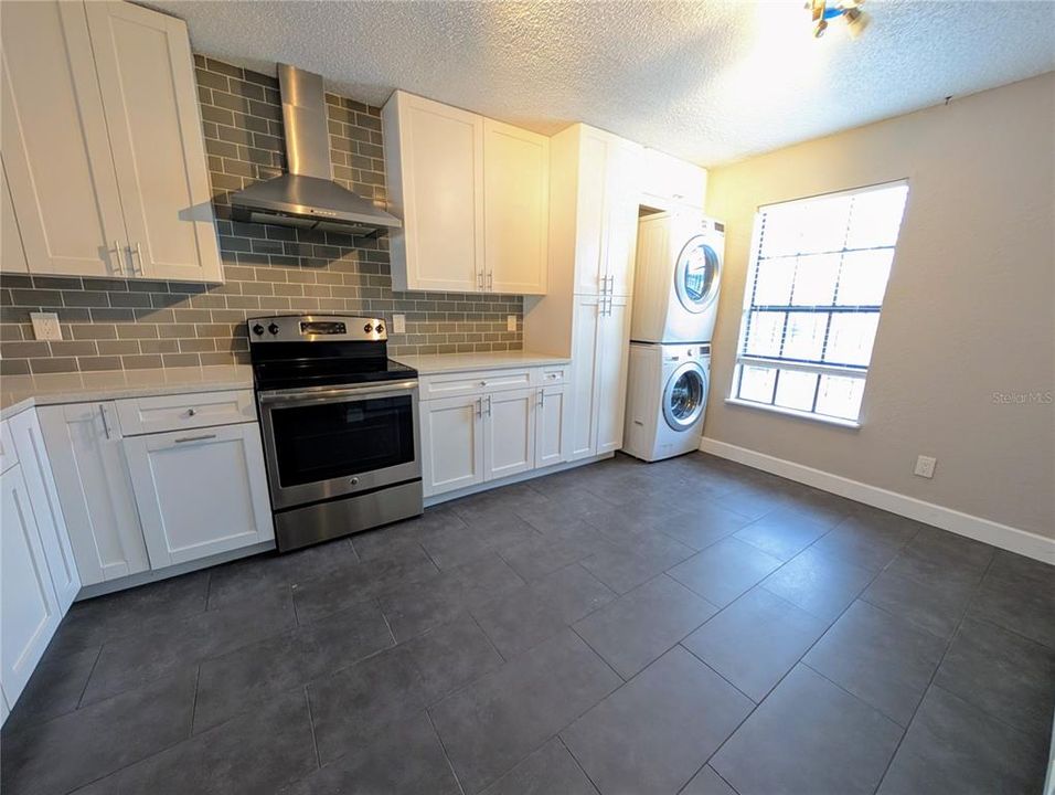 For Sale: $260,000 (2 beds, 2 baths, 1440 Square Feet)